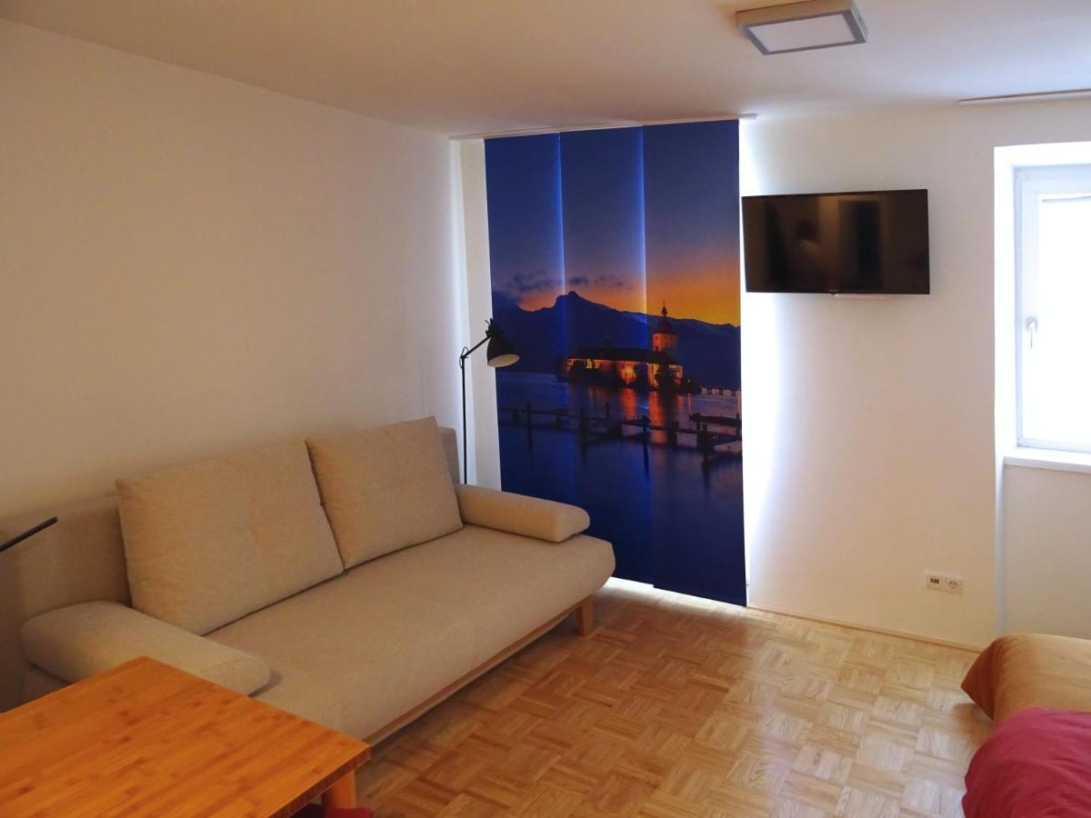 Convenient And Functional In The Center Gmunden